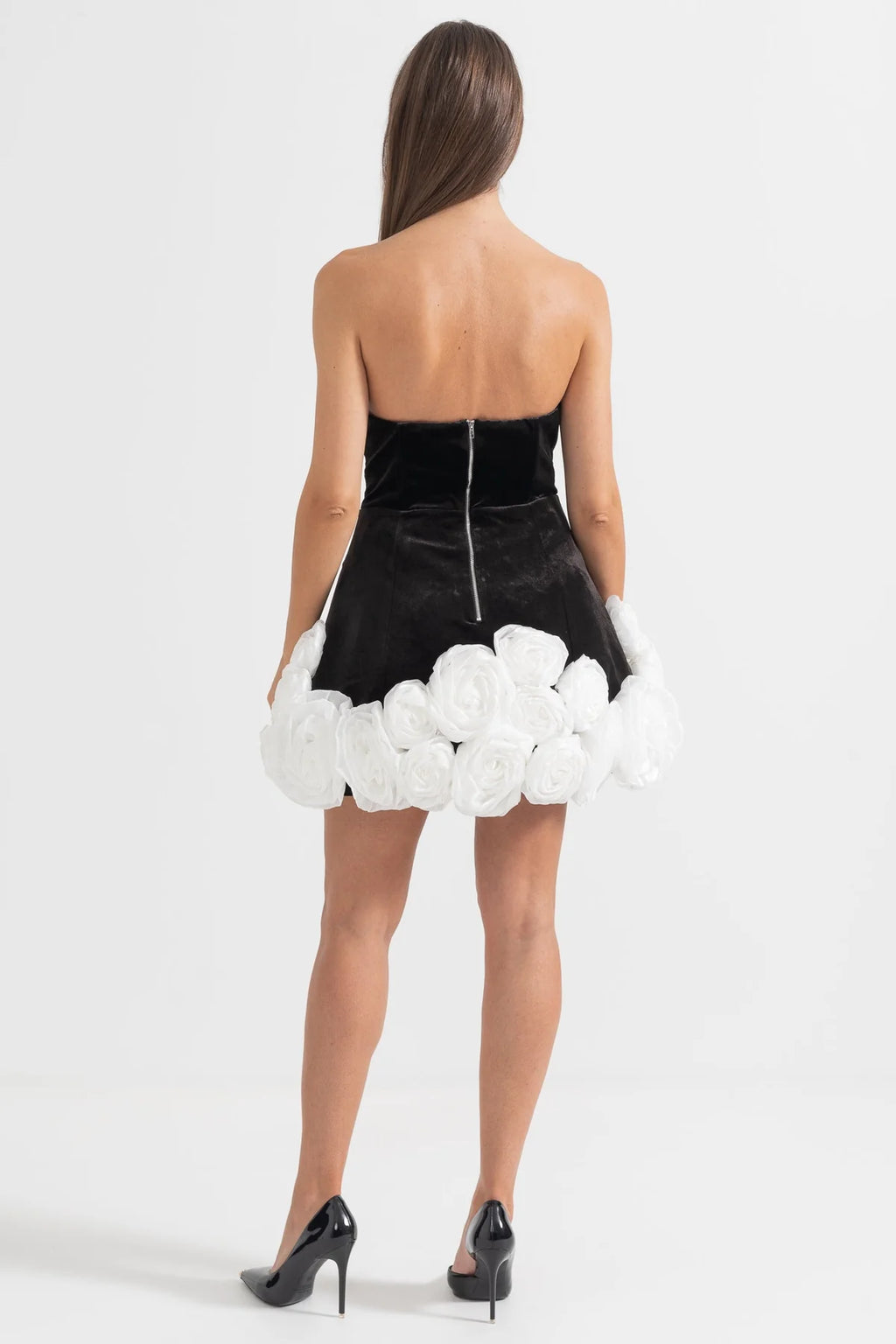 ELEGANT MINI DRESS WITH WHITE ROSE EMBELLISHMENTS - BLACK