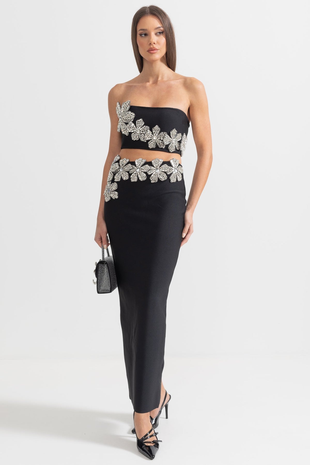 DIAMOND FLOWER ACCENT 2 PIECE SET WITH STRAPLESS TOP AND MAXI SKIRT - BLACK