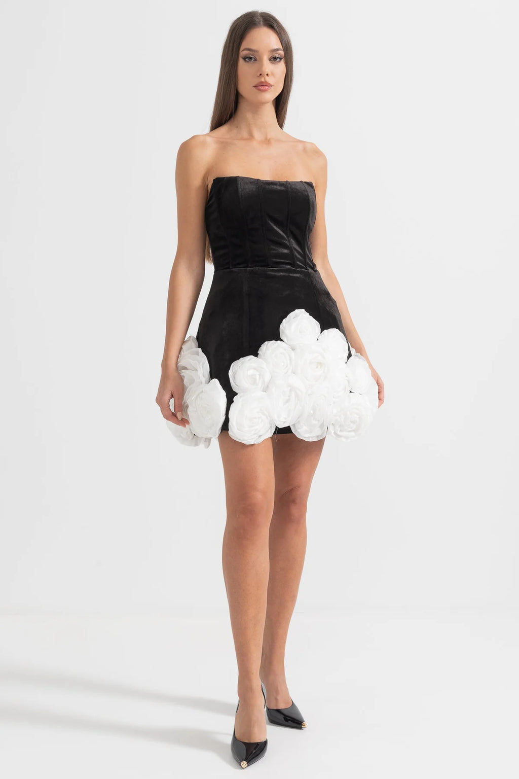 ELEGANT MINI DRESS WITH WHITE ROSE EMBELLISHMENTS - BLACK
