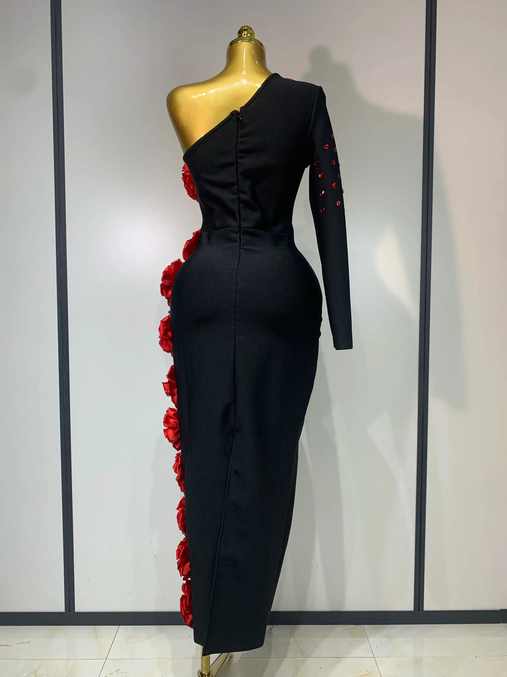 Women Luxury Black Single Sleeve Bandage Dress Red Appliquies Elegant Luxury Rhinestones Birthday Celebrity Evening Party Gowns