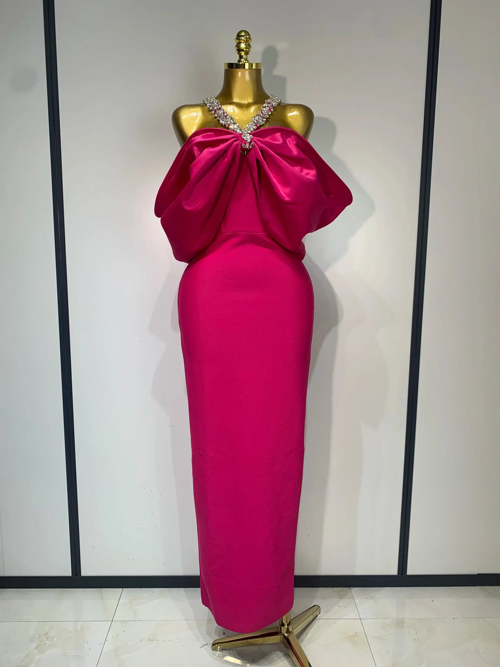 Women Sexy Off the Shoulder Crystal Halter Bodycon Long Bandage Dress Celebrate Evening Party Cocktail Luxury Birthday Dresses