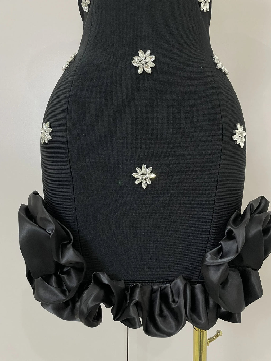 New STyle Shining Crystal Women Sleeveless Bodycon Mini Bandage Dress Elegant Ruffles Cute Birthday Party Celebrate Dress